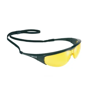 نظارات السلامة MILLENNIA باللون الأسود، وعدسات FogBan الصفراء HDL