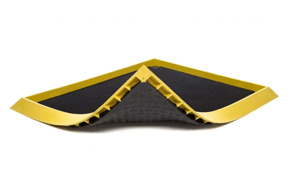 351 Sani-Trax® Plus, Footwear Sanitizing, Disinfectant Mat, 32"x 39"