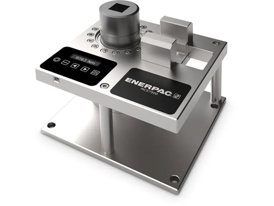 نظام معايرة ENERPAC مع حالة حمل - MCS7500C
