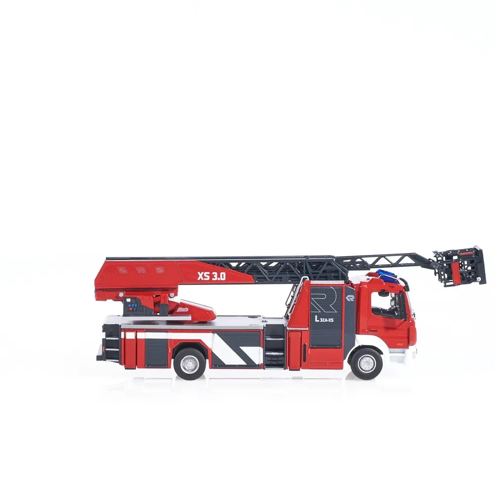 Rosenbauer Mercedes-Benz Atego L32A-XS 3.0 1:43 scale model from Wiking (RB-VI1046)